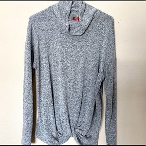 Jennifer Lopez Twist Front Long Sleeve Top Large